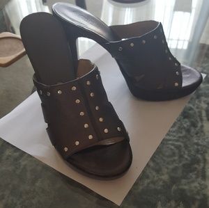 Size 8 Michael kors heels in brown